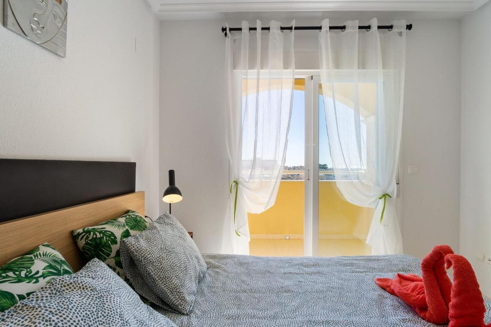Nice modern 2 bed apartment in Torrievieja Torrevieja Buitenkant foto